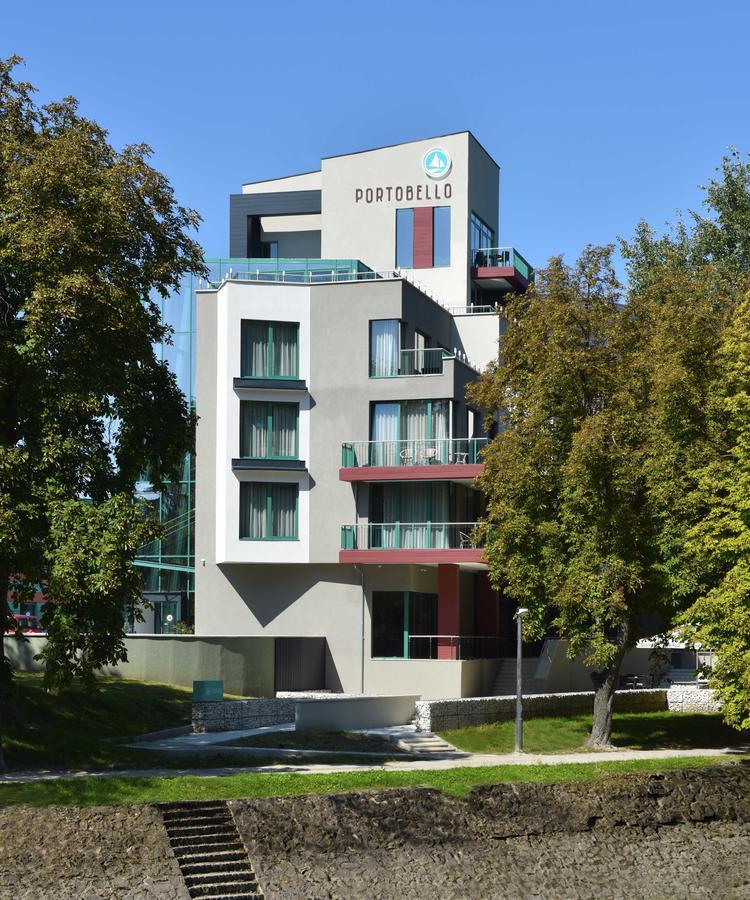 Portobello Wellness & Yacht Hotel Esztergom Bagian luar foto